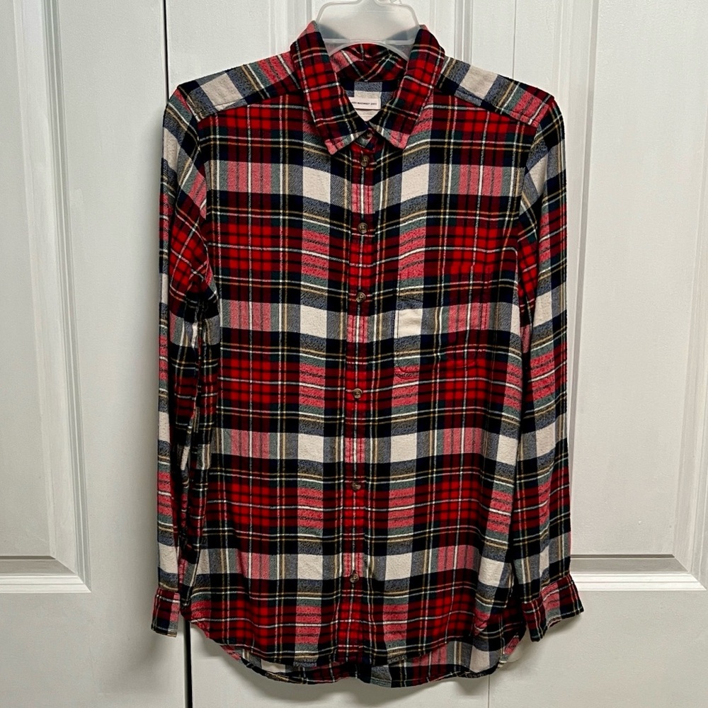 American Eagle Outfitters Red Plaid Button-Down Shirt Boyfriend fit Size S